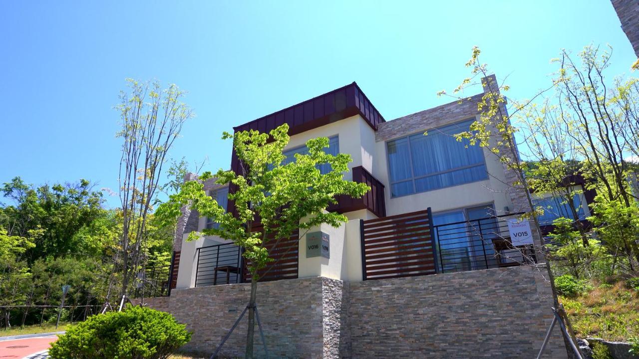Ramada Hotel & Suite By Wyndham Gangwon Pjongczang Zewnętrze zdjęcie