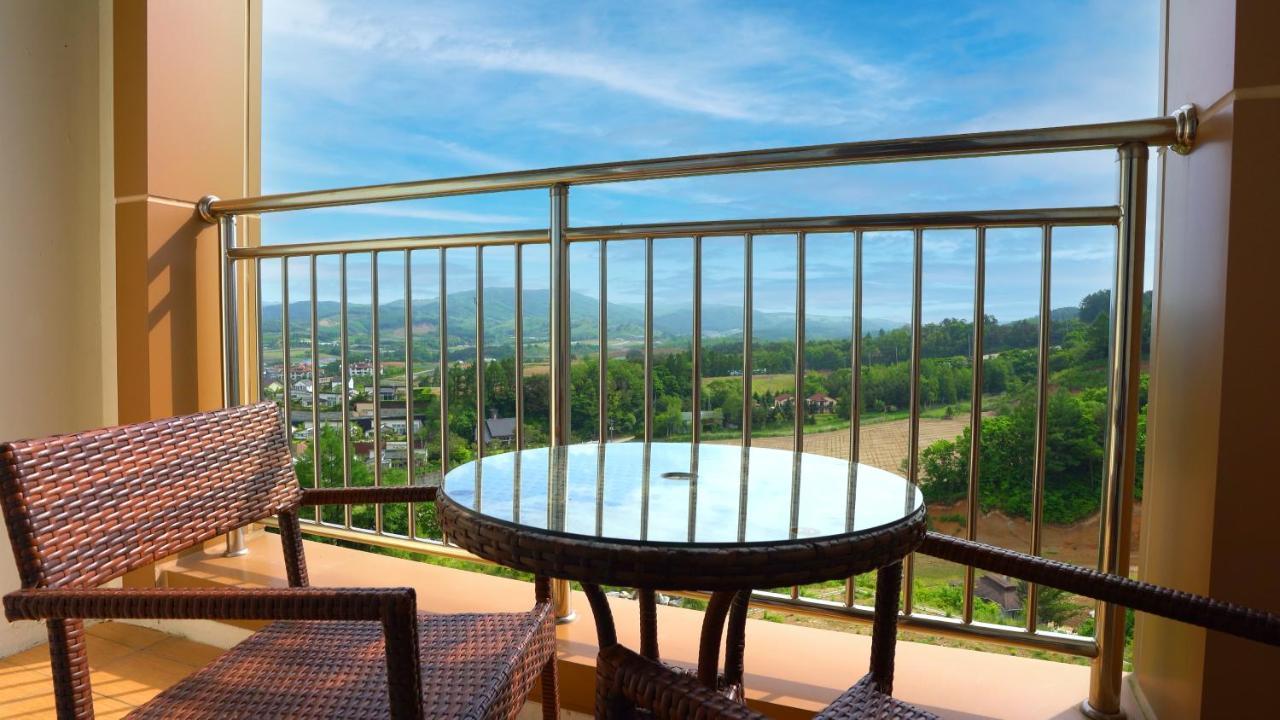 Ramada Hotel & Suite By Wyndham Gangwon Pjongczang Zewnętrze zdjęcie