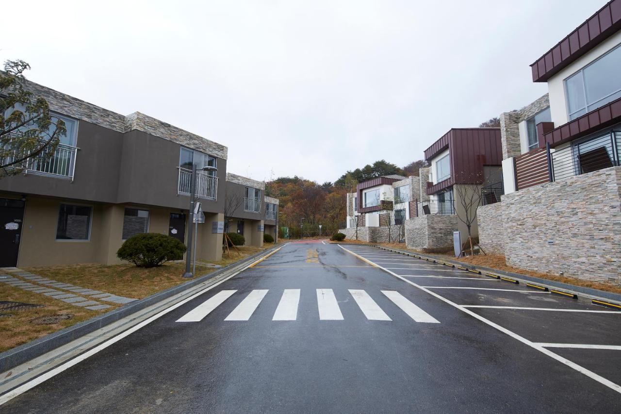 Ramada Hotel & Suite By Wyndham Gangwon Pjongczang Zewnętrze zdjęcie