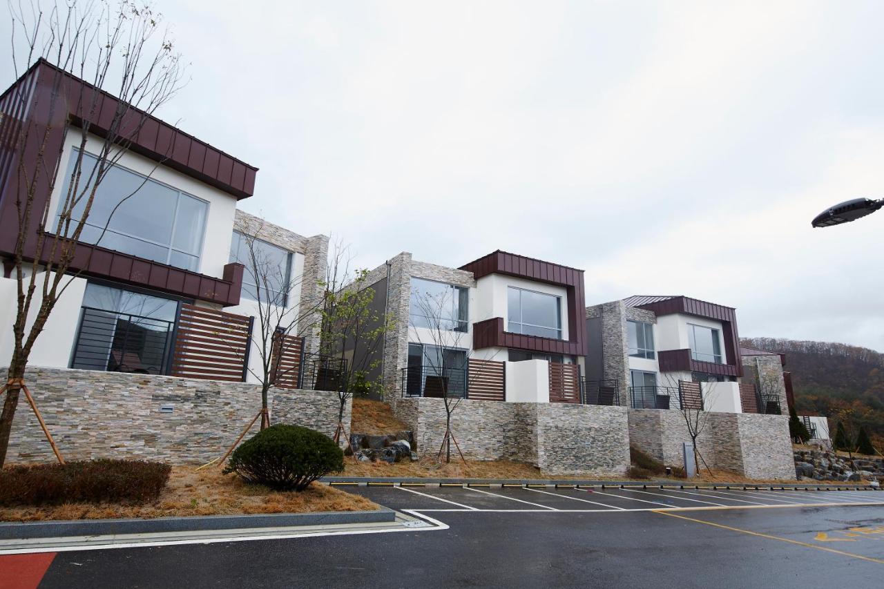 Ramada Hotel & Suite By Wyndham Gangwon Pjongczang Zewnętrze zdjęcie