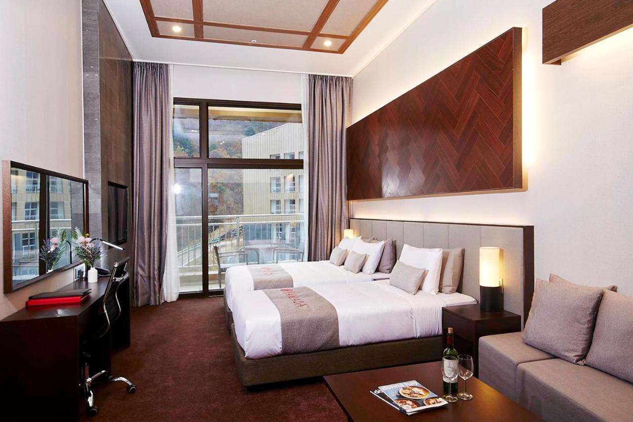 Ramada Hotel & Suite By Wyndham Gangwon Pjongczang Zewnętrze zdjęcie