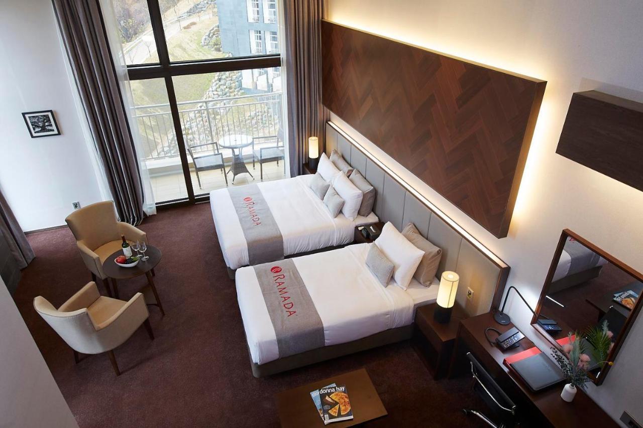 Ramada Hotel & Suite By Wyndham Gangwon Pjongczang Zewnętrze zdjęcie