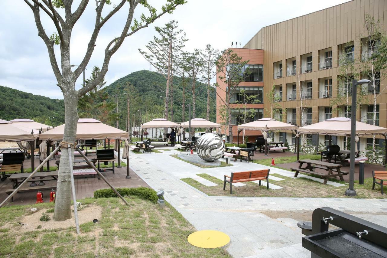 Ramada Hotel & Suite By Wyndham Gangwon Pjongczang Zewnętrze zdjęcie